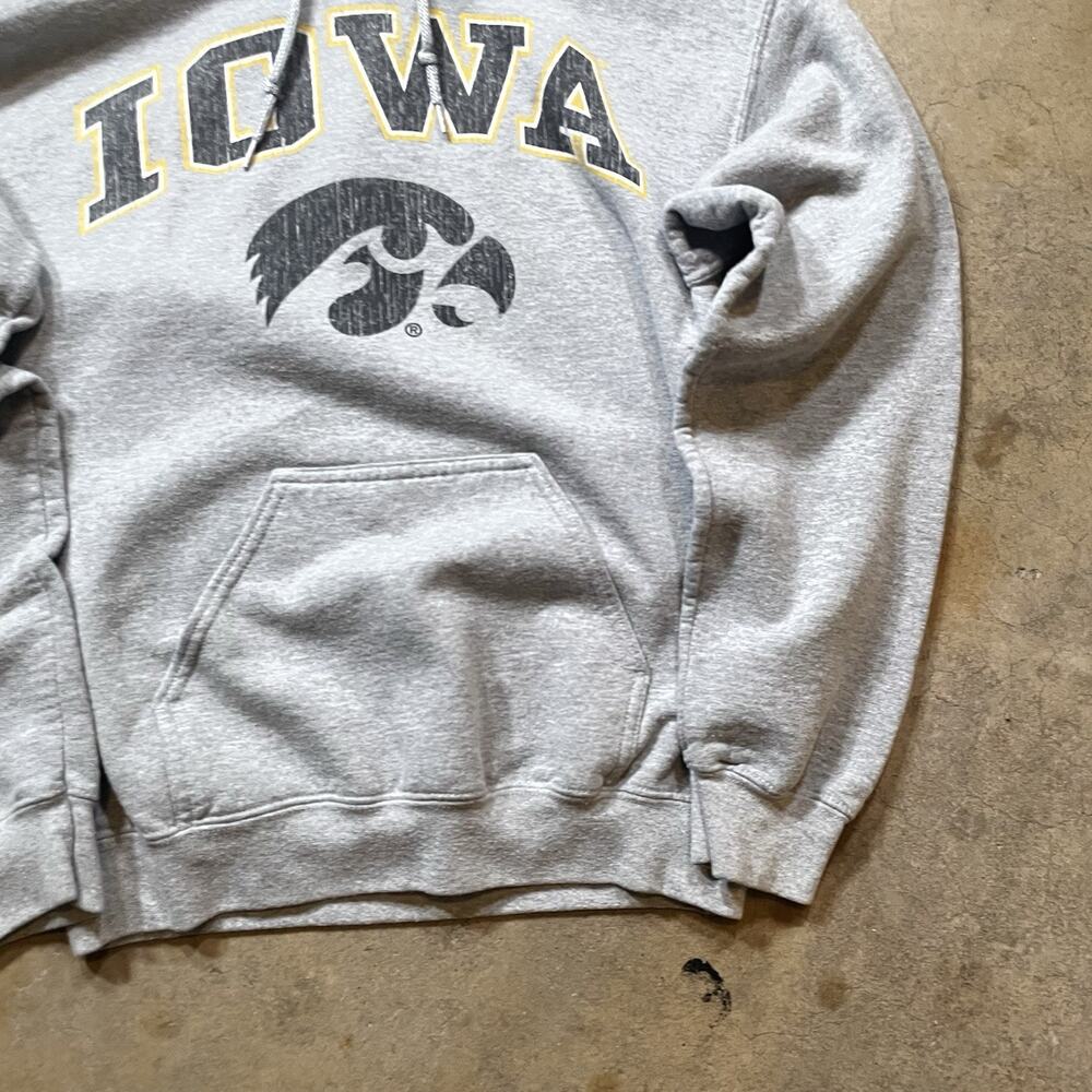 Vintage Iowa Hawkeyes Arch Logo Small Hoodie University - Picture 5 of 7